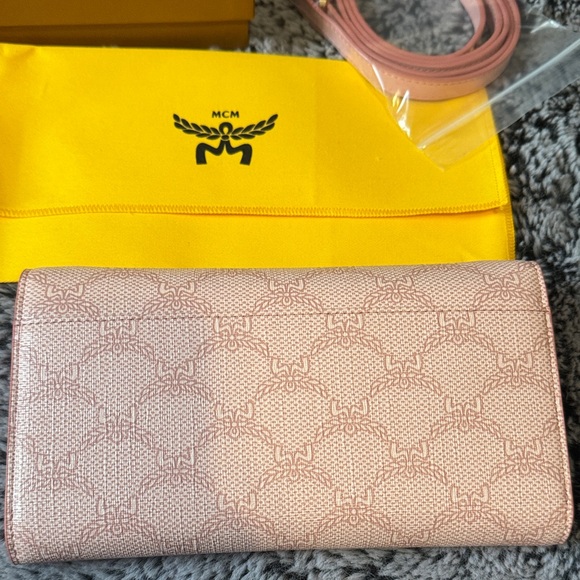 MCM Pink Wallet with Gold Accents & Strap Full Inclusion - Picture 9 of 16